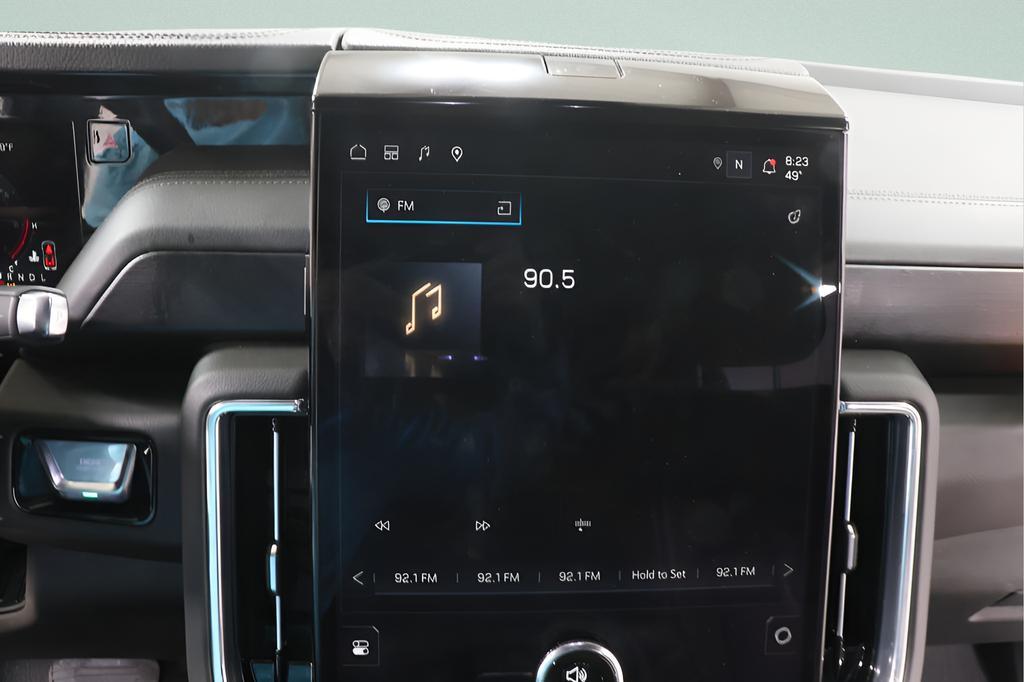 used 2025 GMC Yukon XL car, priced at $73,995