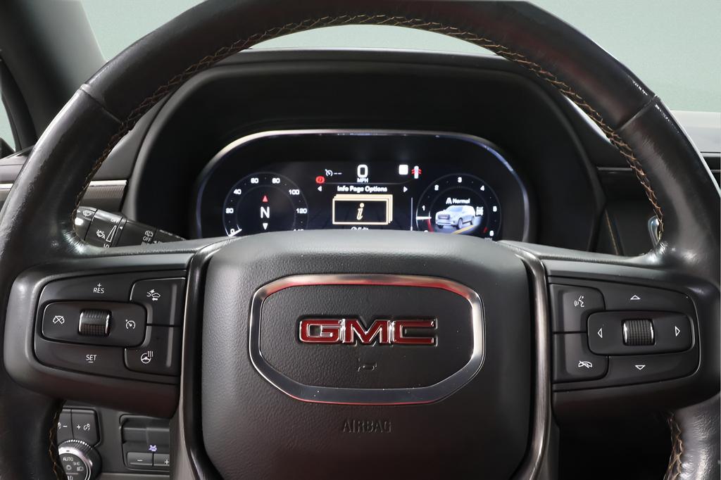 used 2022 GMC Yukon XL car, priced at $41,125