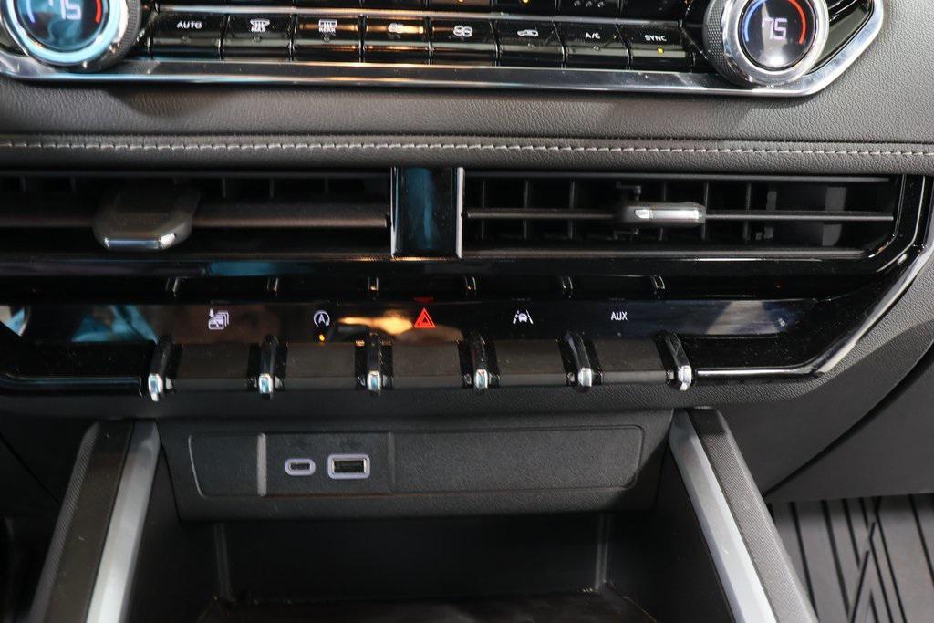 used 2023 Chevrolet Colorado car, priced at $32,660