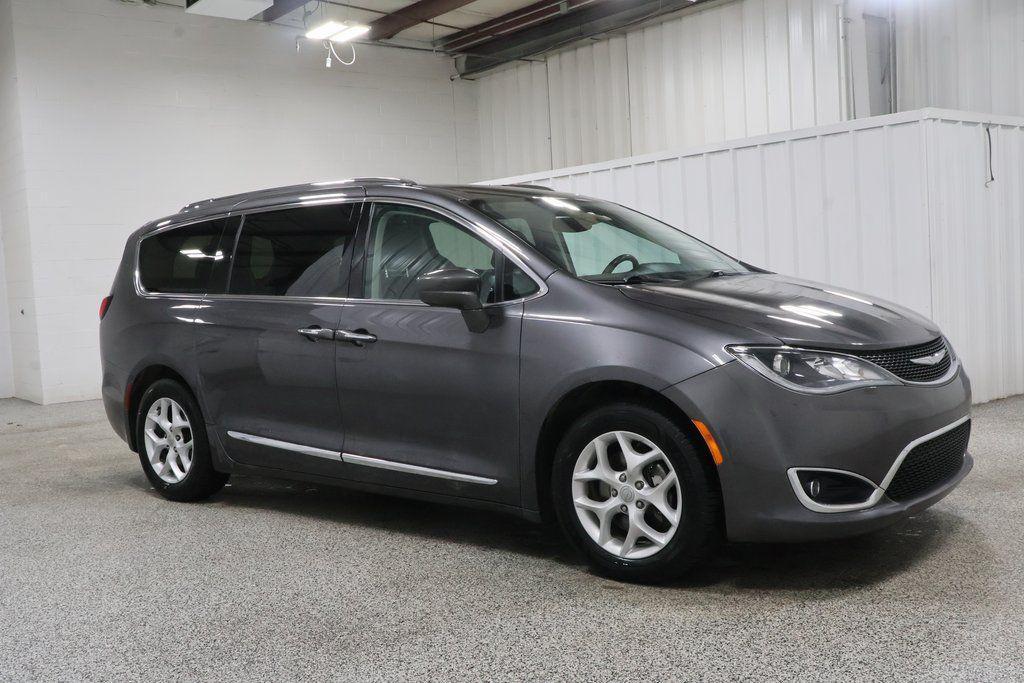 used 2018 Chrysler Pacifica car, priced at $11,994