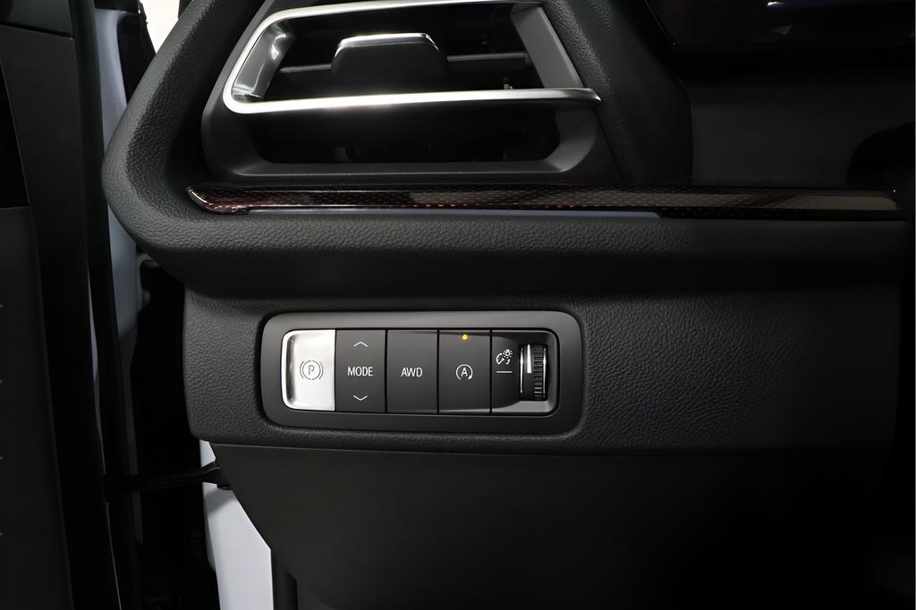 new 2026 Chevrolet Traverse car, priced at $60,557