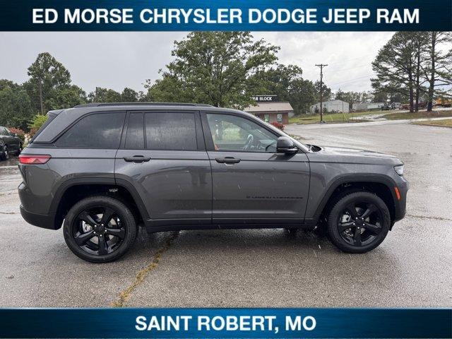 new 2025 Jeep Grand Cherokee car, priced at $50,434