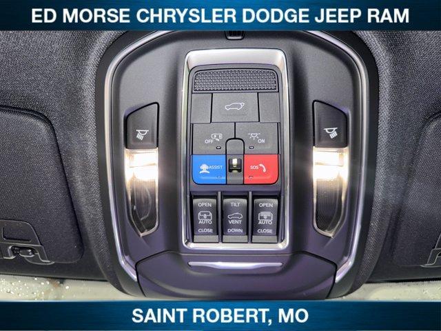 new 2025 Jeep Grand Cherokee car, priced at $50,434