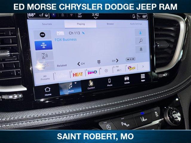 new 2026 Chrysler Pacifica car