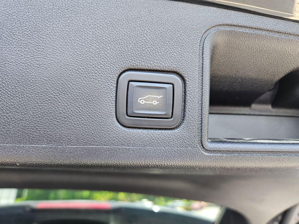 used 2022 GMC Terrain car, priced at $21,036