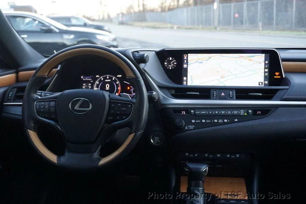 used 2019 Lexus ES 350 car, priced at $26,975