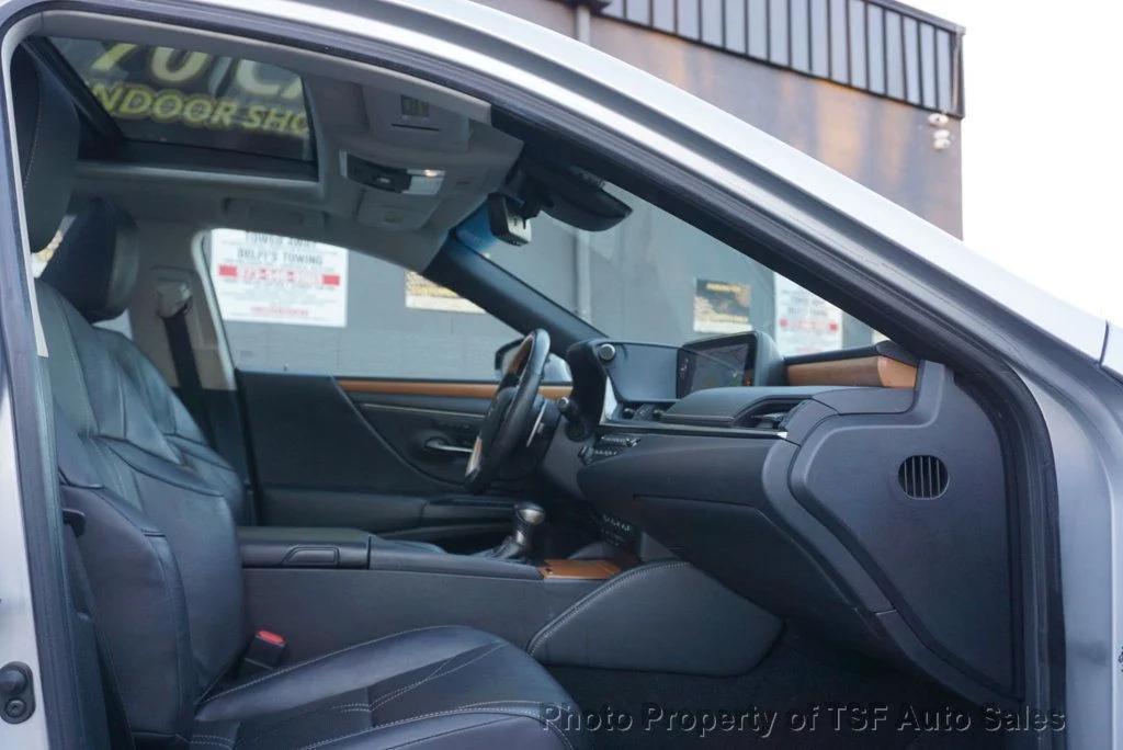 used 2019 Lexus ES 350 car, priced at $26,975