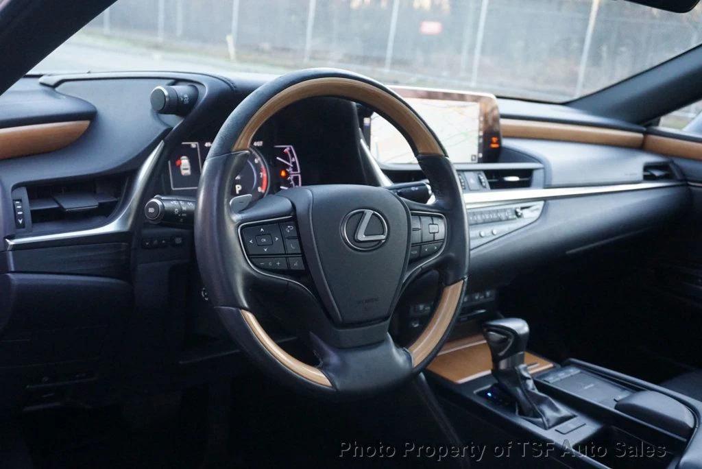 used 2019 Lexus ES 350 car, priced at $26,975