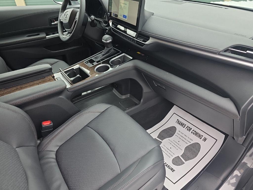 used 2025 Toyota Sienna car, priced at $59,288