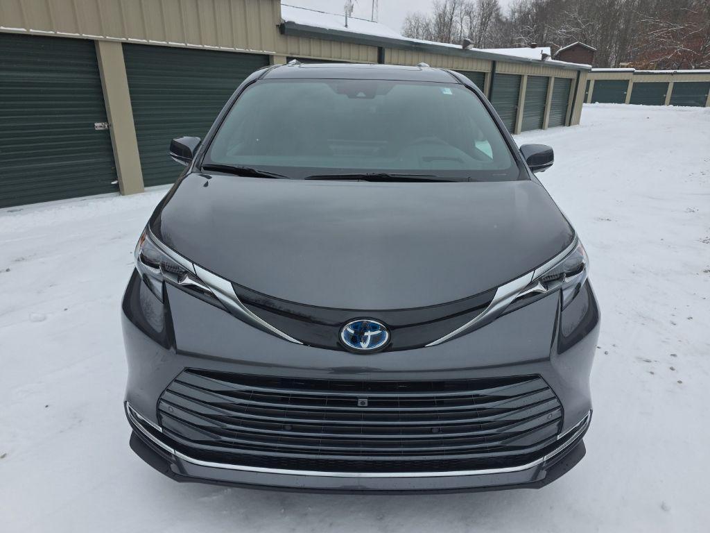 used 2025 Toyota Sienna car, priced at $59,288