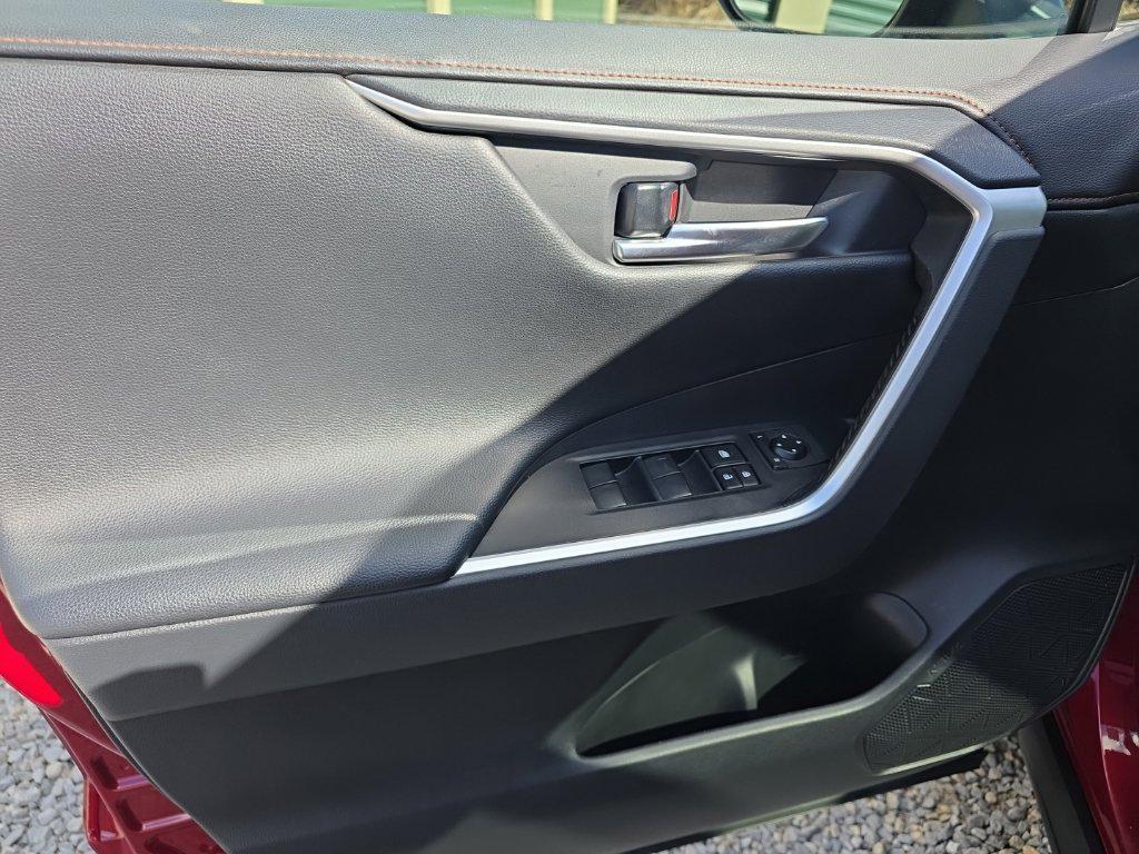 used 2019 Toyota RAV4 car, priced at $27,198