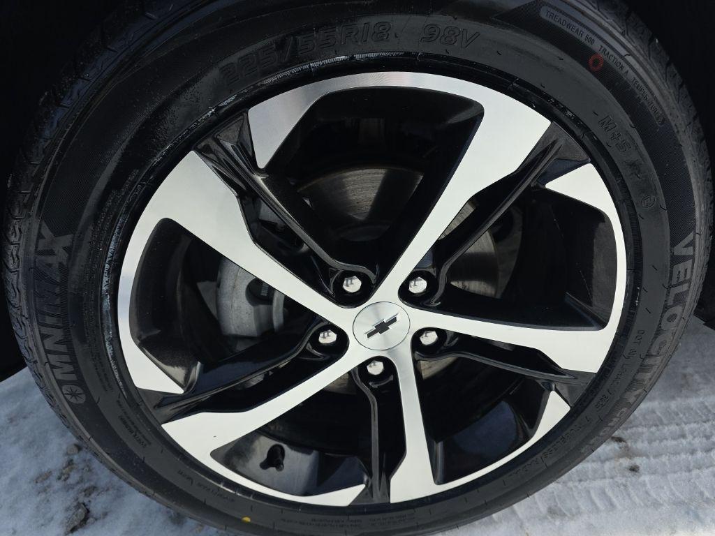 used 2024 Chevrolet Trax car, priced at $19,120