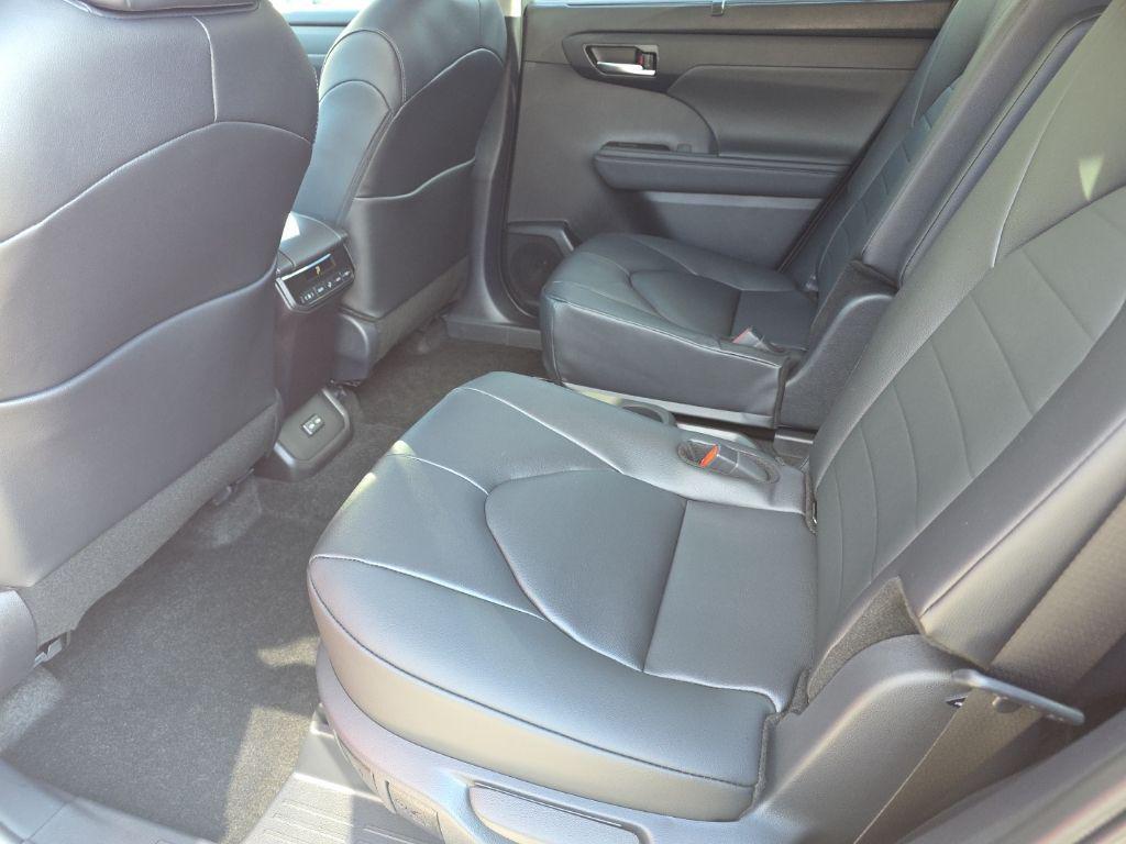 used 2026 Toyota Highlander car, priced at $46,795