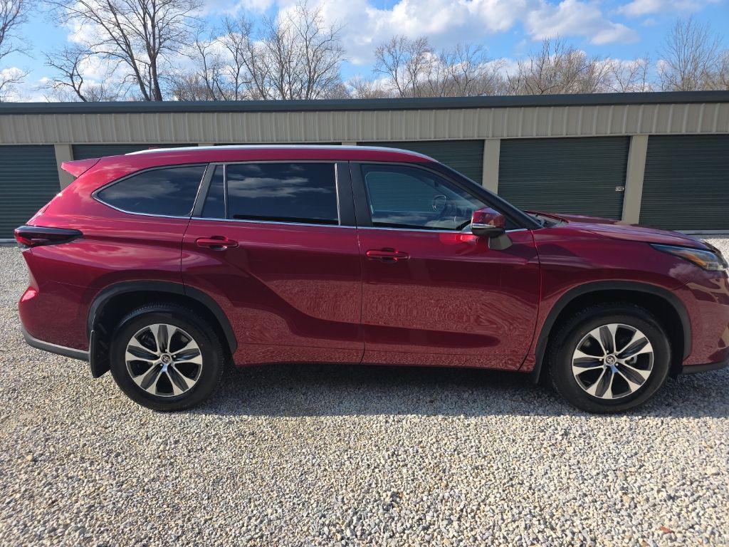 used 2026 Toyota Highlander car, priced at $46,795