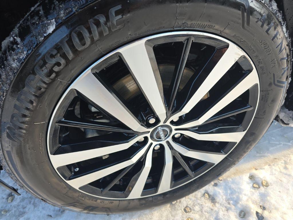 used 2024 Nissan Pathfinder car, priced at $36,684