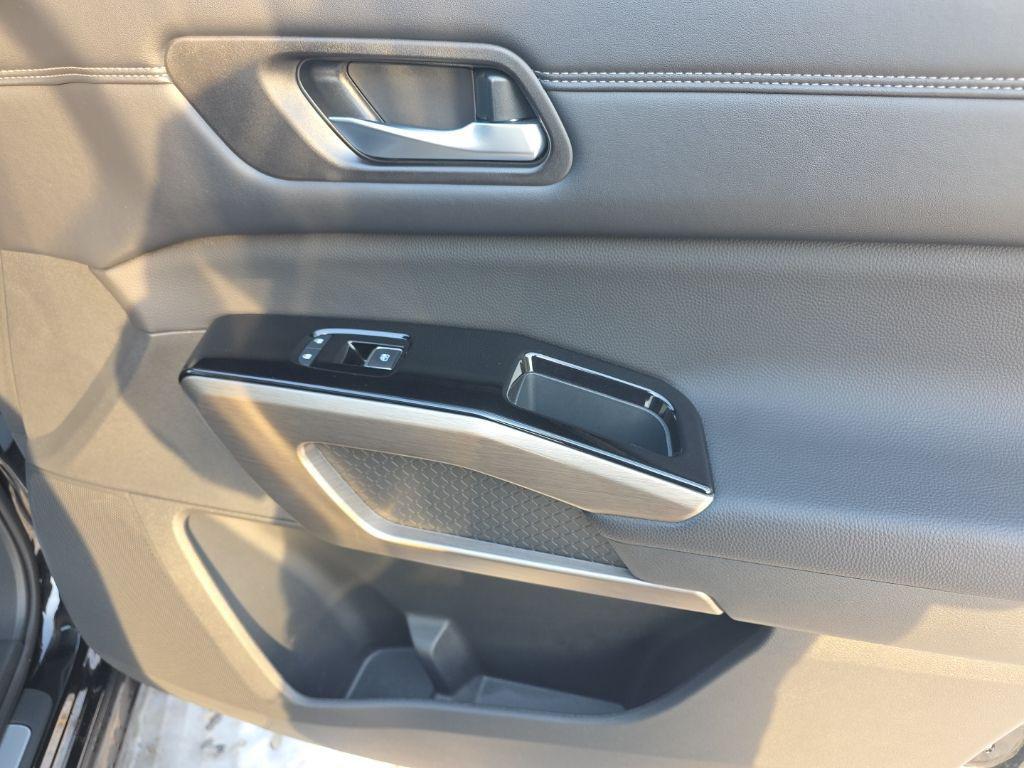 used 2024 Nissan Pathfinder car, priced at $36,684