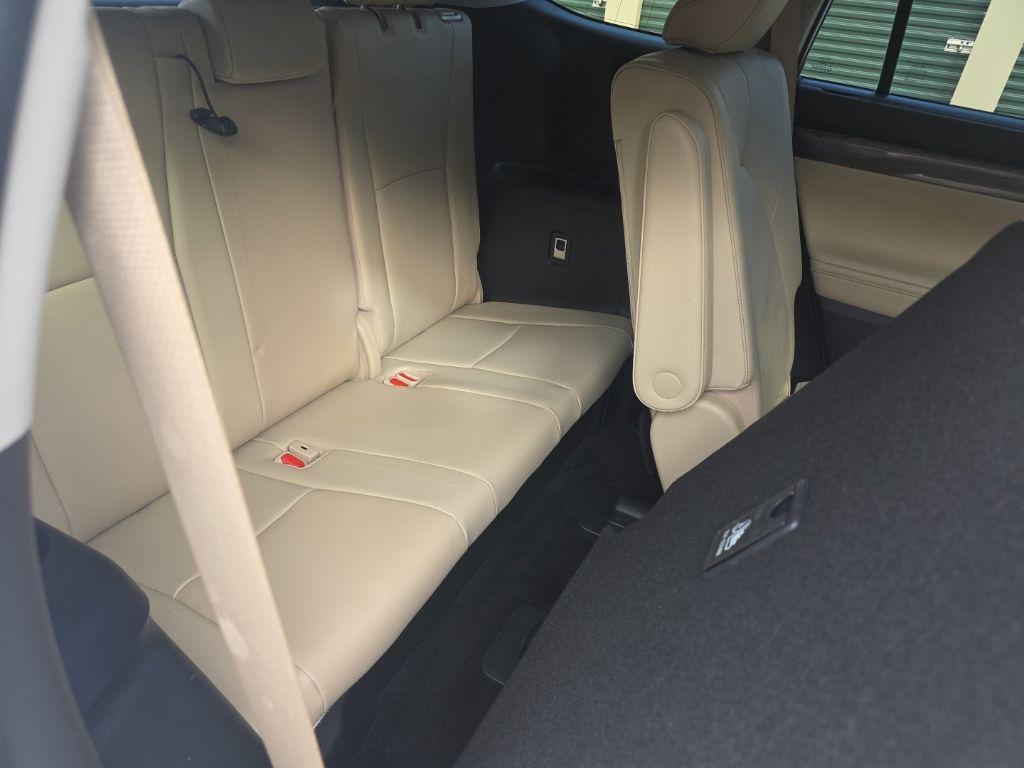 used 2023 Toyota Highlander Hybrid car, priced at $36,645