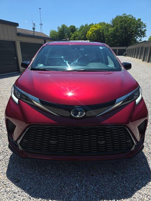 used 2023 Toyota Sienna car, priced at $50,113