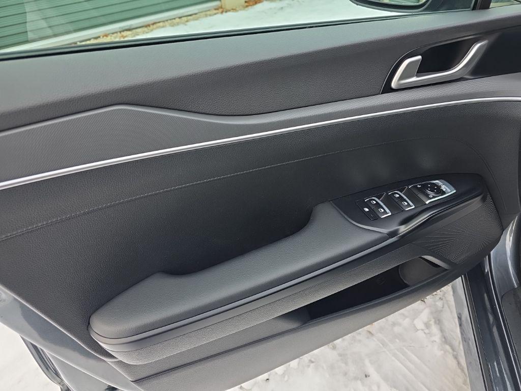 used 2023 Kia K5 car, priced at $19,562