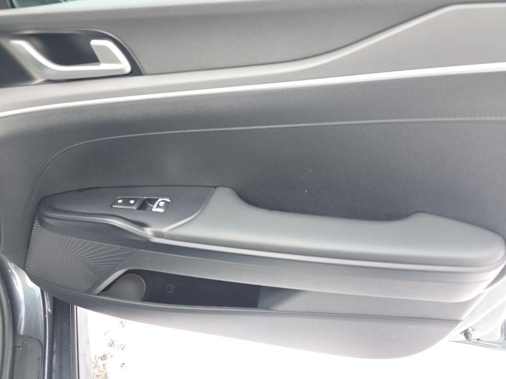 used 2023 Kia K5 car, priced at $19,562