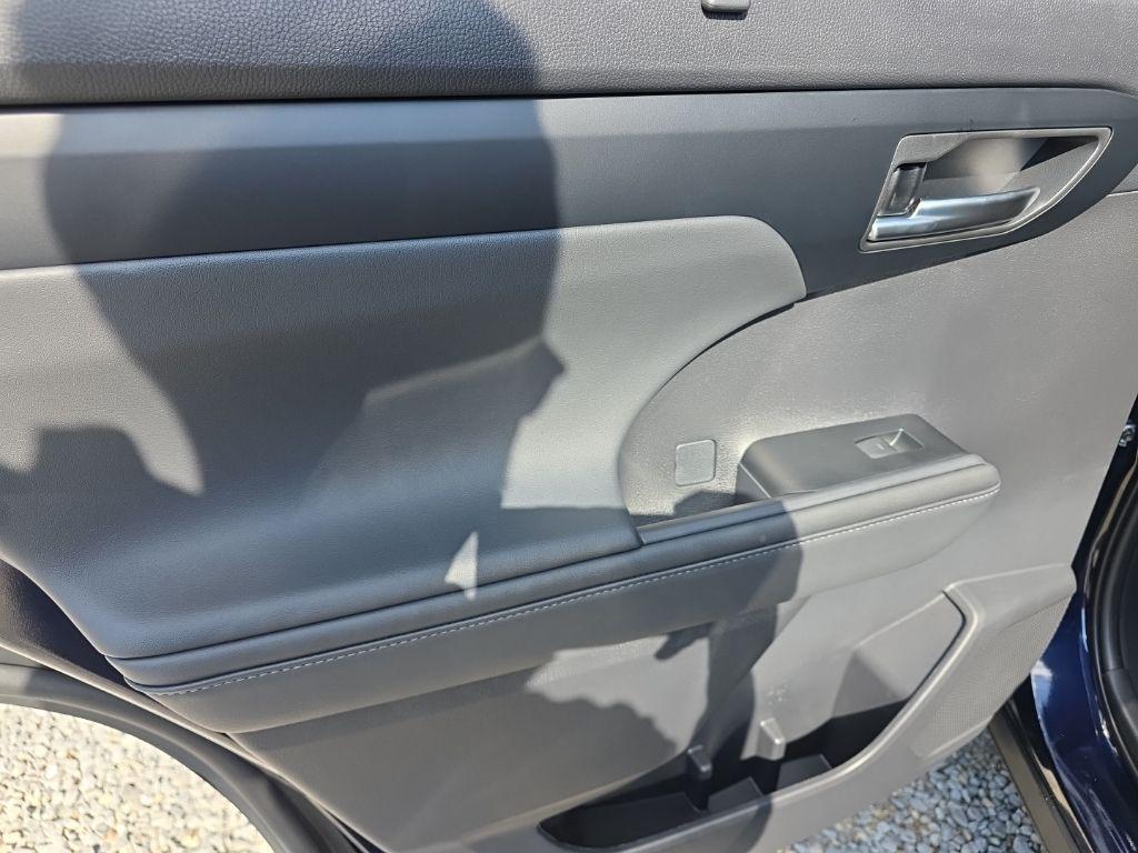 used 2026 Toyota Highlander car, priced at $46,817