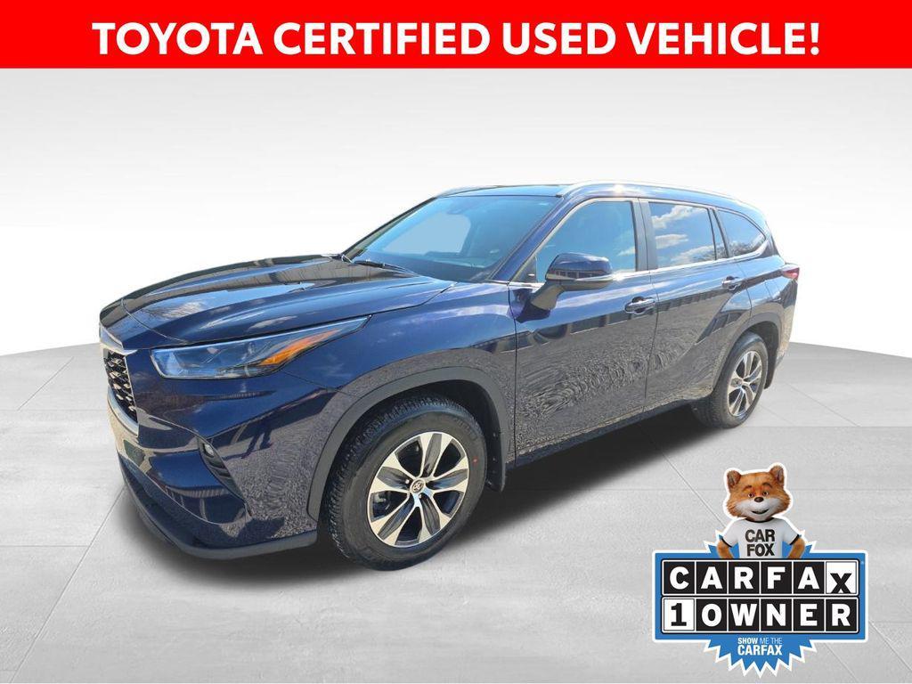 used 2026 Toyota Highlander car, priced at $46,817