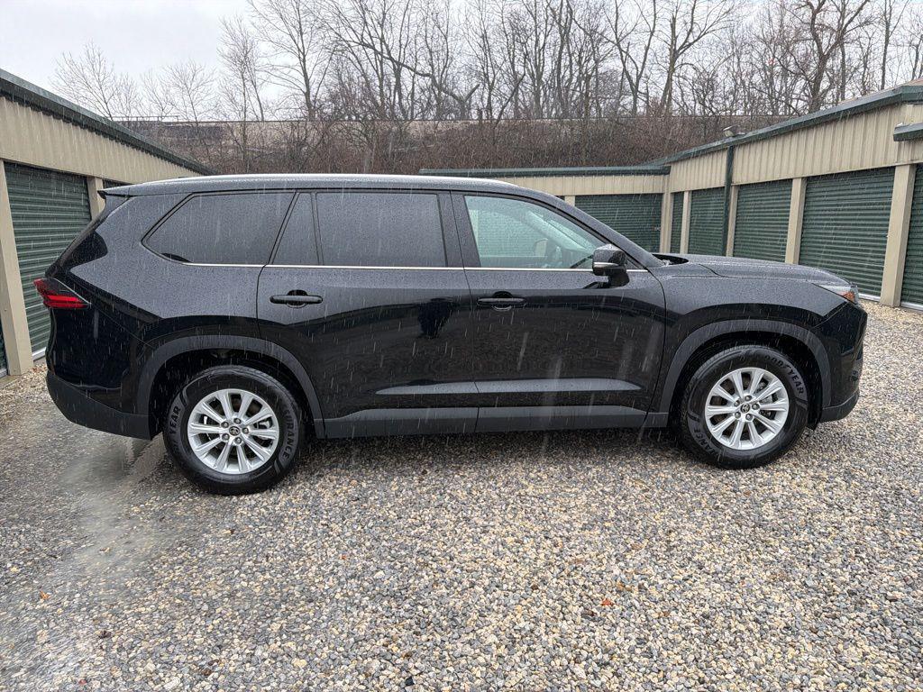 used 2025 Toyota Grand Highlander car, priced at $43,882