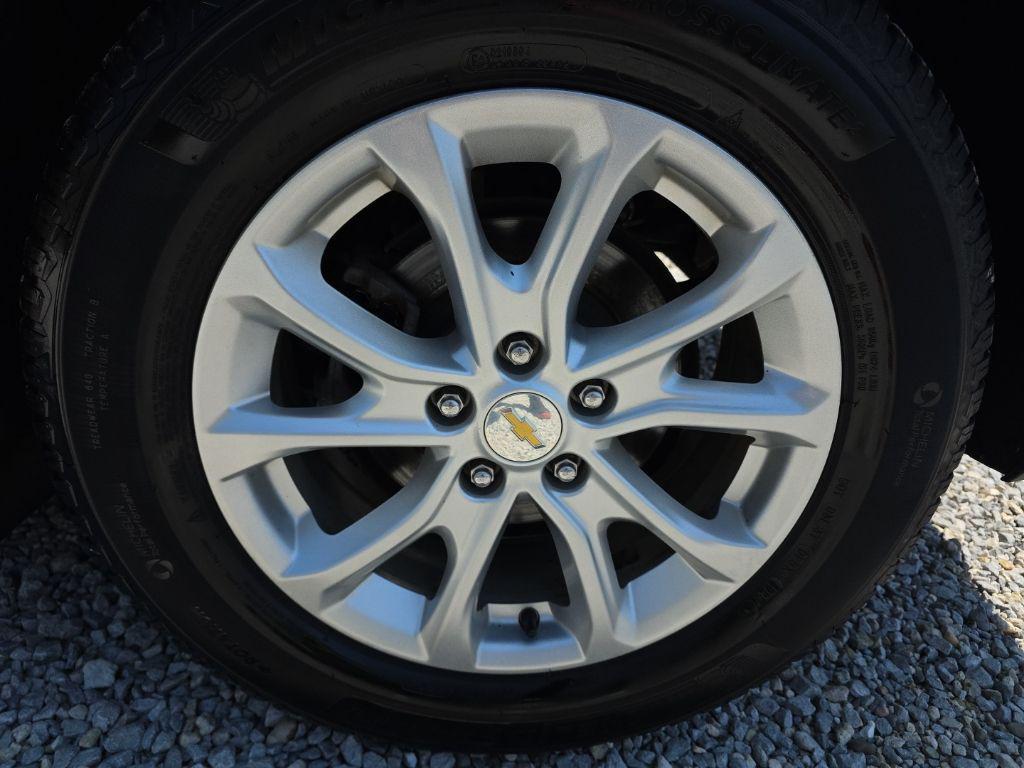 used 2019 Chevrolet Equinox car, priced at $10,947