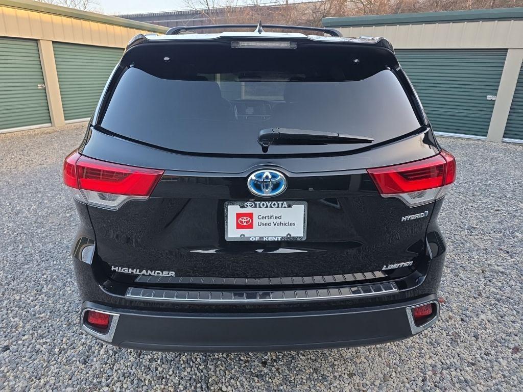 used 2019 Toyota Highlander Hybrid car, priced at $29,567