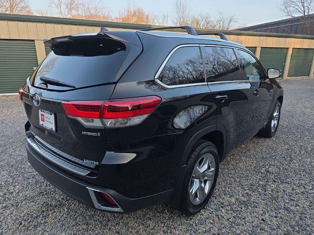 used 2019 Toyota Highlander Hybrid car, priced at $29,567