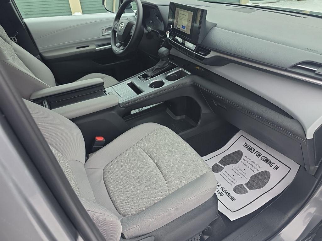 used 2026 Toyota Sienna car, priced at $45,258
