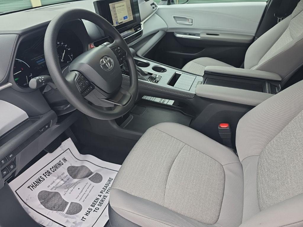 used 2026 Toyota Sienna car, priced at $45,258