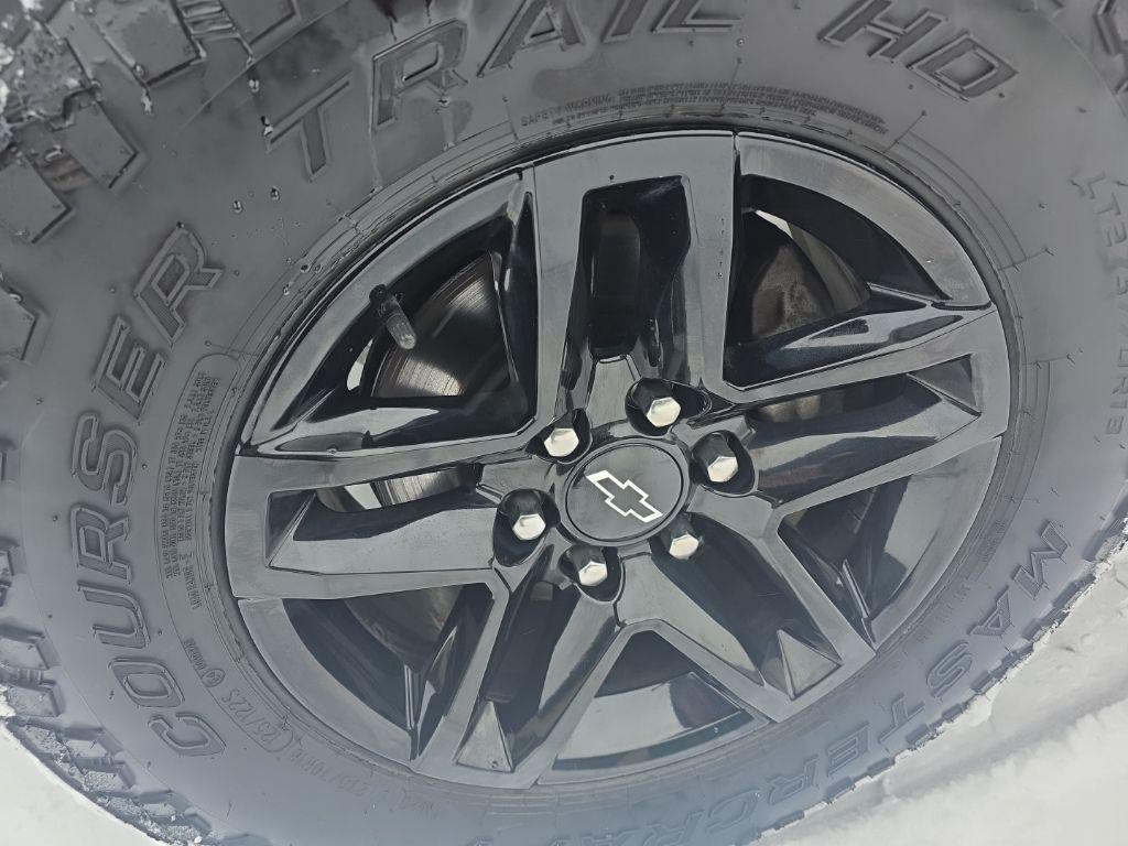 used 2021 Chevrolet Silverado 1500 car, priced at $27,492