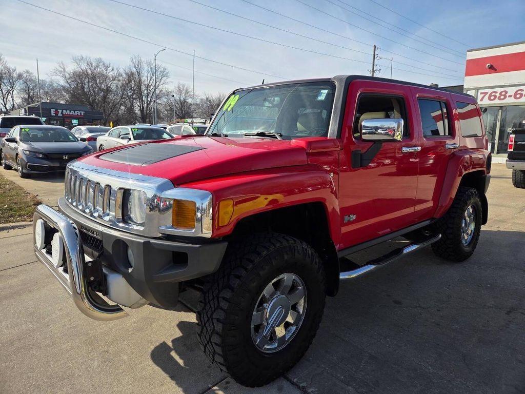 used 2009 Hummer H3 car, priced at $13,950