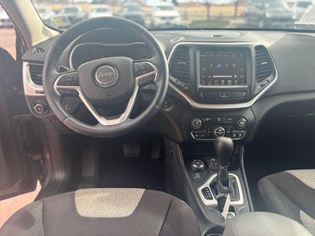 used 2014 Jeep Cherokee car, priced at $11,900