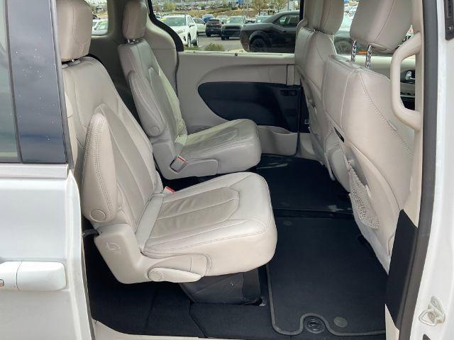 used 2021 Chrysler Pacifica car, priced at $23,900