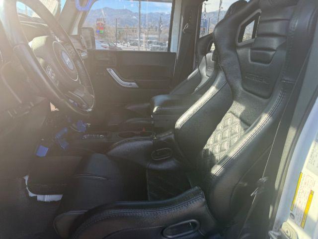 used 2015 Jeep Wrangler Unlimited car, priced at $24,400