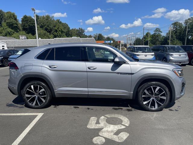 new 2026 Volkswagen Atlas Cross Sport car, priced at $52,010