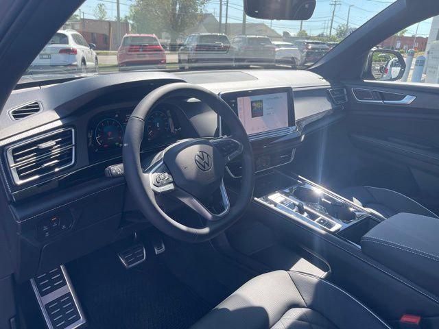 new 2026 Volkswagen Atlas Cross Sport car, priced at $51,010