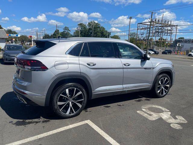 new 2026 Volkswagen Atlas Cross Sport car, priced at $51,010