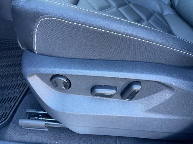 new 2026 Volkswagen Atlas car, priced at $45,163