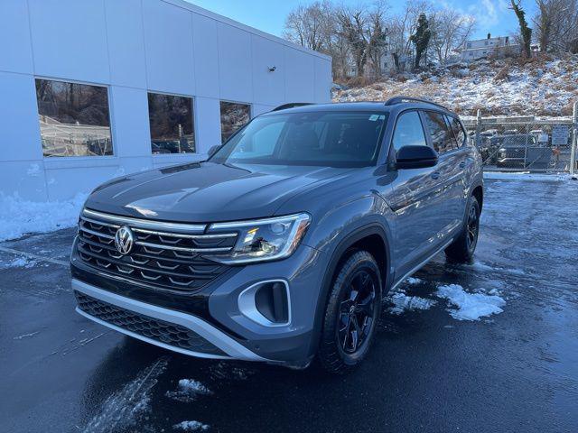 used 2025 Volkswagen Atlas car, priced at $41,287