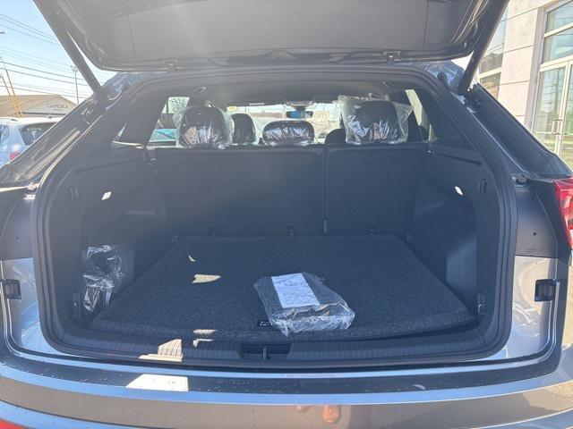 new 2025 Volkswagen Atlas Cross Sport car, priced at $41,155