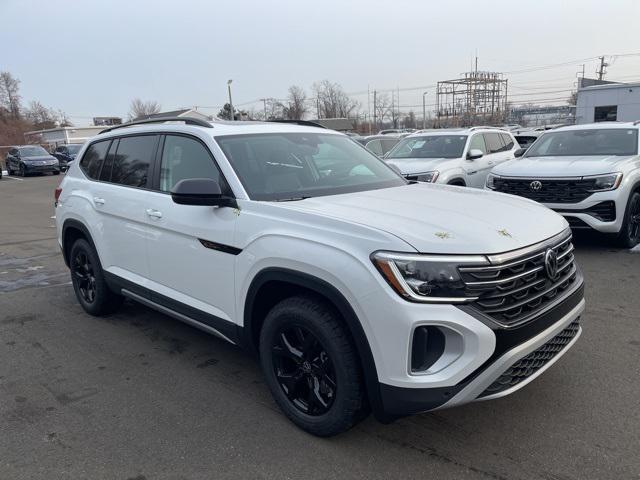 new 2026 Volkswagen Atlas car, priced at $46,170