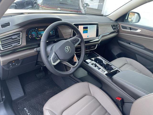 new 2026 Volkswagen Atlas car, priced at $47,870