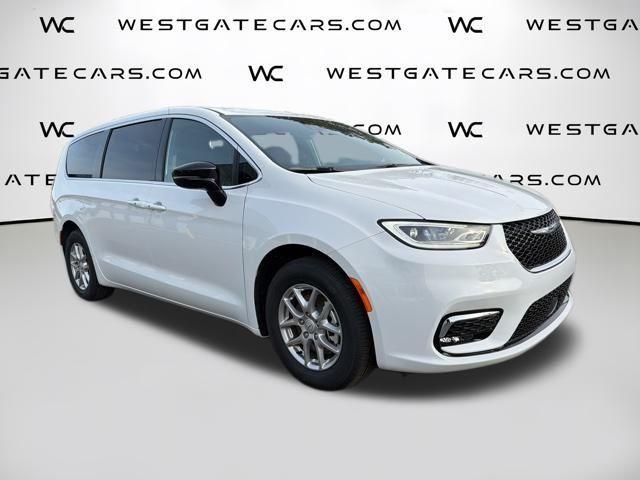 new 2026 Chrysler Pacifica car, priced at $42,665