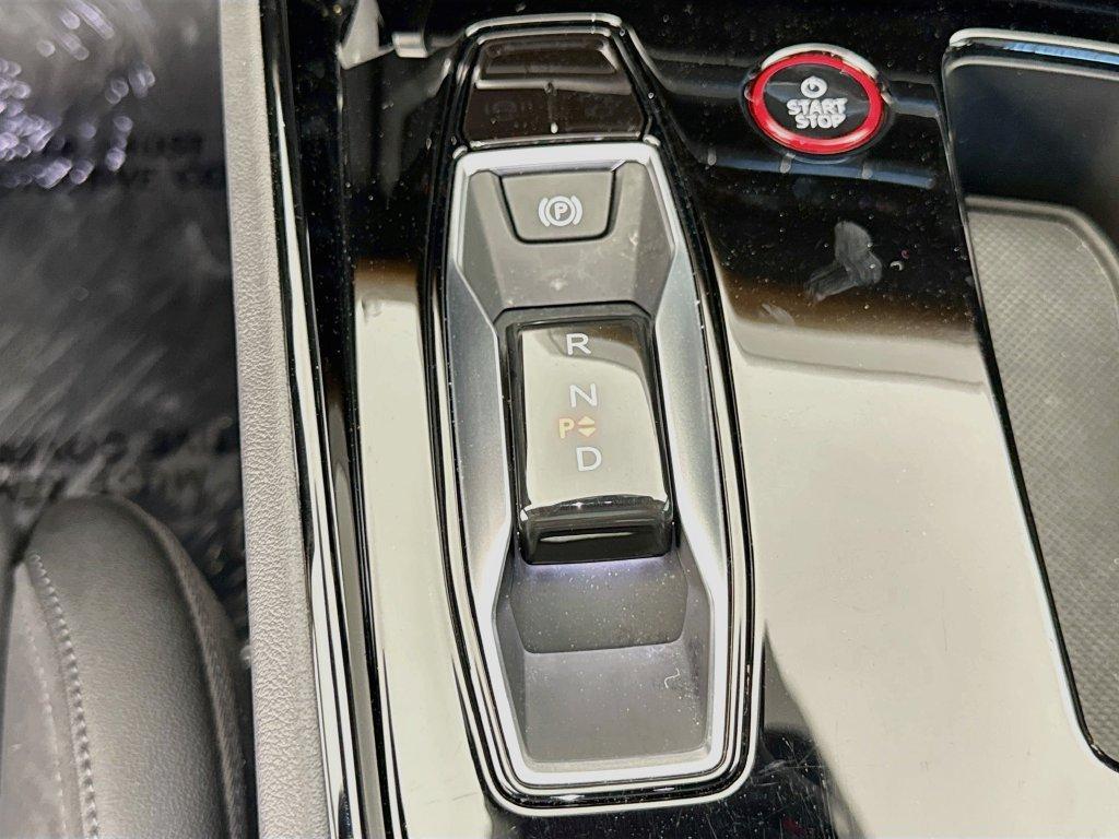 Audi e-tron GT view 17