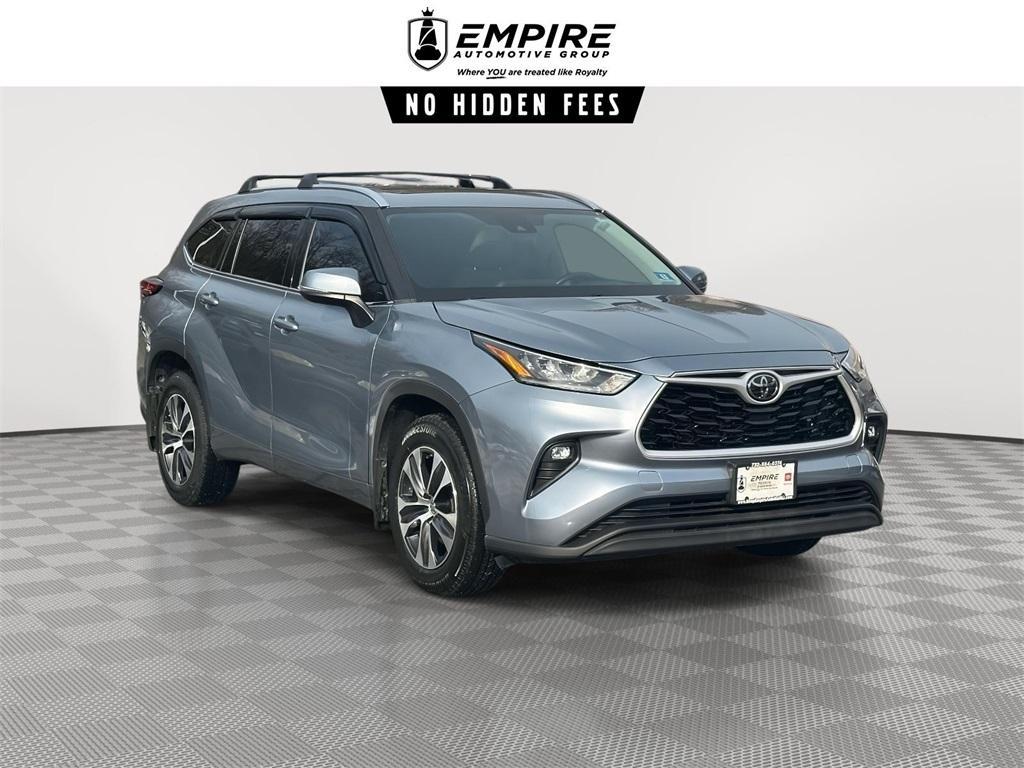 used 2020 Toyota Highlander car, priced at $24,598