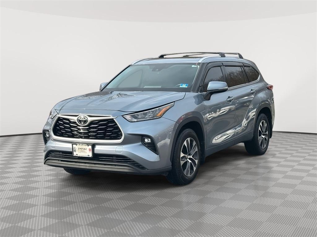 used 2020 Toyota Highlander car, priced at $24,598