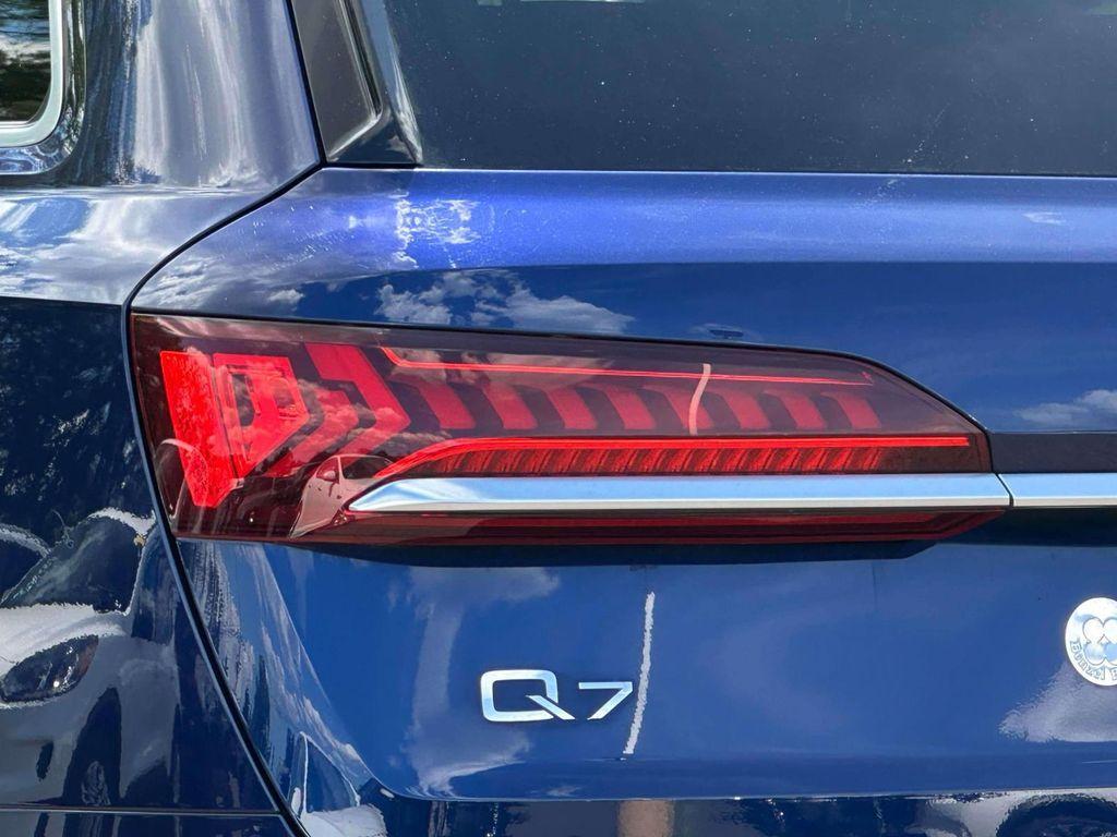 used 2020 Audi Q7 car, priced at $21,143